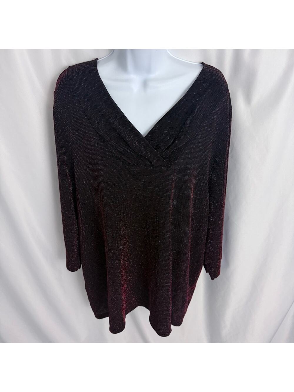 NWT Catherines Red Sparkly Top Size 1X